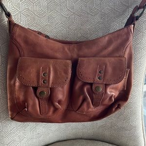 AUNTS & UNCLES GENUINE LEATHER BAG